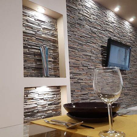 Woodstone Apartment Πλοέστι Εξωτερικό φωτογραφία