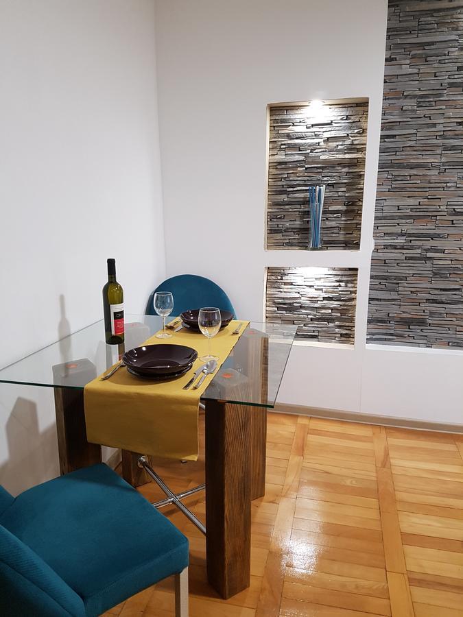 Woodstone Apartment Πλοέστι Εξωτερικό φωτογραφία