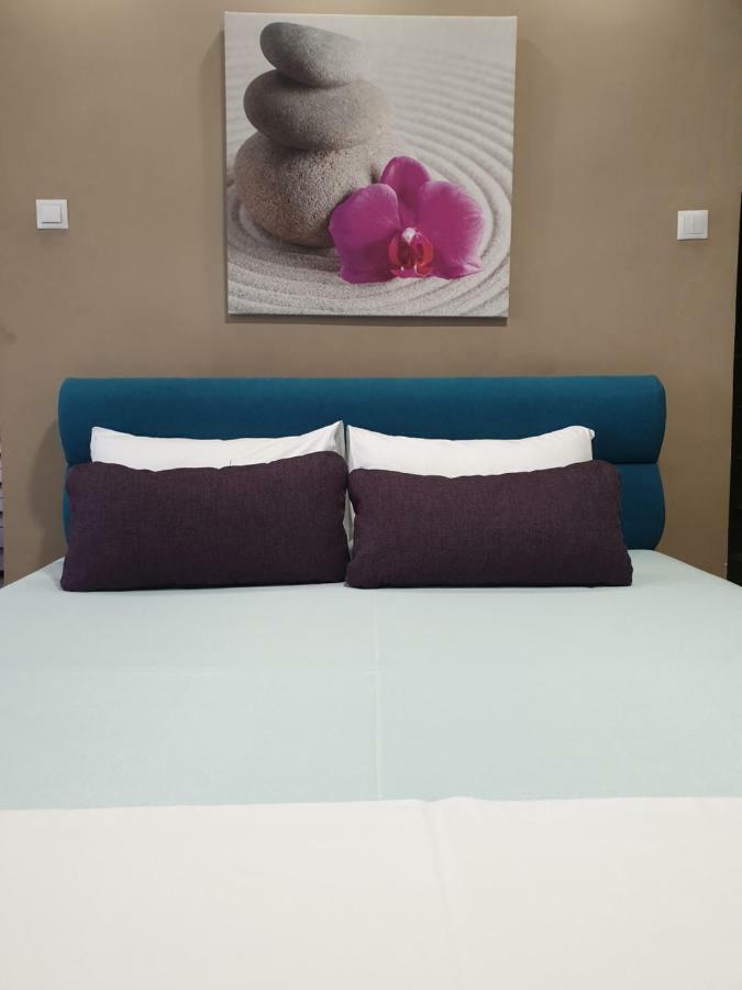 Woodstone Apartment Πλοέστι Εξωτερικό φωτογραφία